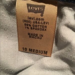 Levi’s Women’s jeans